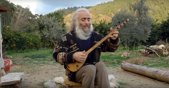 A Very Short Introduction to Özgür Baba and His Music
